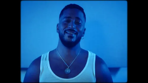 Slimane reprend "Je l’aime à mourir" pour sa cover de février !