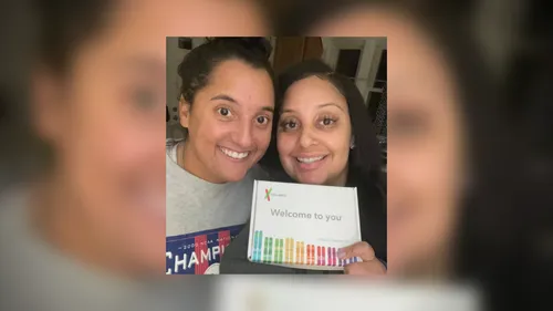 États-Unis : des collègues découvrent qu’elles sont sœurs après un...