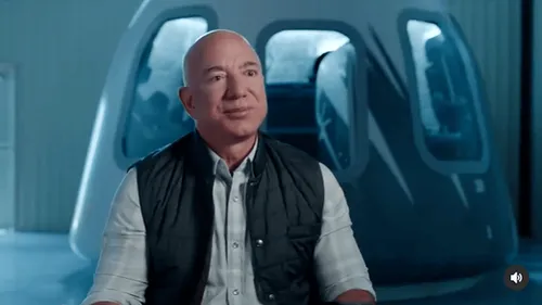 Jeff Bezos s'envolera dans l'espace pour le 1er voyage de Blue Origin