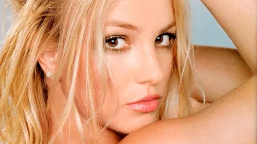 Le père de Britney Spears reste son tuteur, décide un tribunal...