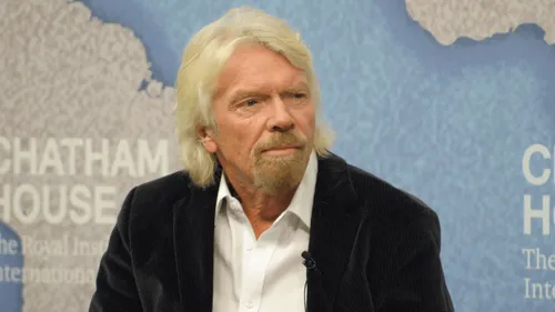 Le milliardaire Richard Branson prévoit d'aller dans l'espace dès...