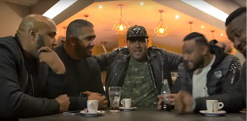 Vidéo : Nounours parodie "Mi Corazon" de Dj Sem et Marwa Loud