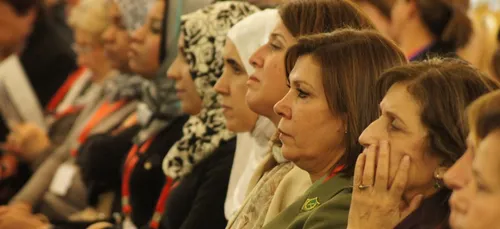 L'Algérie, premier pays arabe à atteindre 30% de femmes élues en...