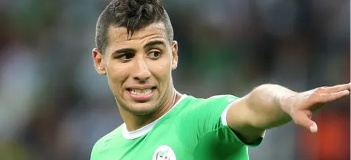 (Vidéo) Football: le sélectionneur algérien met un gilet GPS à l'un...