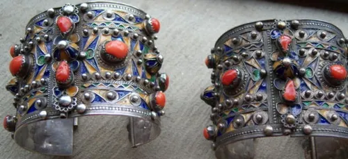 Gucci encore accusé d'appropriation culturelle après la mise en...