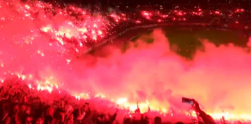 (Vidéo) Algérie: folie à Annaba pour la montée du club en D2!