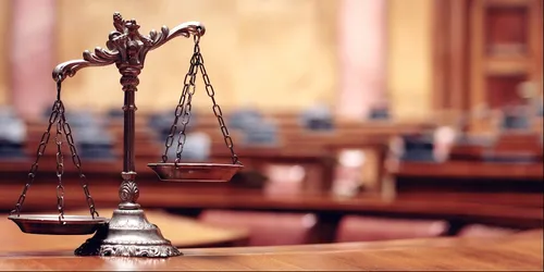 4 mois ferme pour un militant d'extrême droite qui a agressé un...