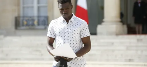 Mamoudou Gassama a officiellement intégré les pompiers de Paris