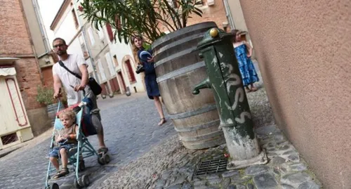 A Nice, pour faire fuir les SDF, l'eau ne coule plus dans les...