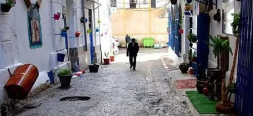 (Vidéo) Algérie: à Annaba, des jeunes retapent tout leur quartier!