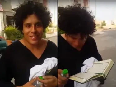 Un SDF bouleverse la toile par sa lecture du coran en pleine rue à...