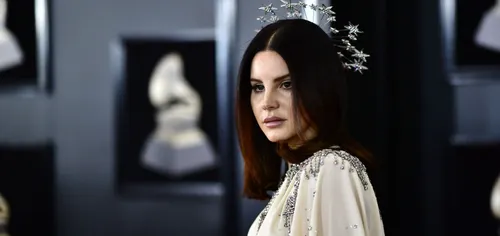 Lana Del Rey annule un concert en Israël faute de temps pour en...