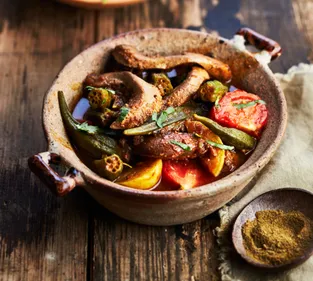 Recette : Tajine de langues d’agneau aux gombos et citrons confits