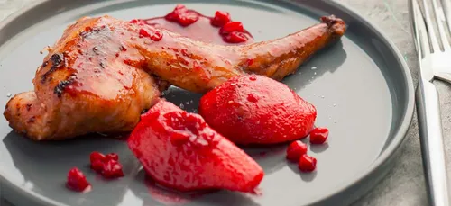 Recette : Gigolettes de lapin aux poires et aux airelles