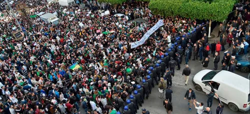 Algérie : les étudiants en ont assez !