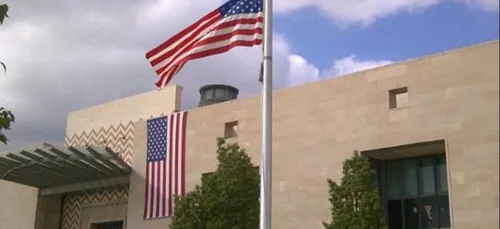 Double attentat suicide devant l’ambassade américaine à Tunis