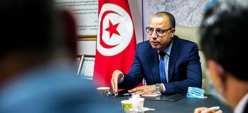 Tunisie / Covid-19 : le chef du gouvernement exclu un reconfinement...