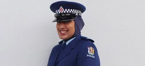 Le hijab intégré à l'uniforme de police en Nouvelle-Zélande !