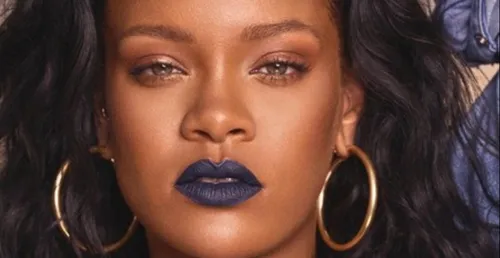 Rihanna : quand le Prince Charles complimente la chanteuse !