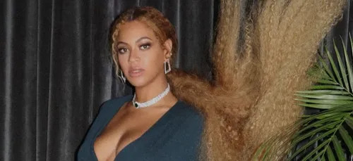 Beyoncé collabore avec Elton John sur les chansons du "Roi Lion" !