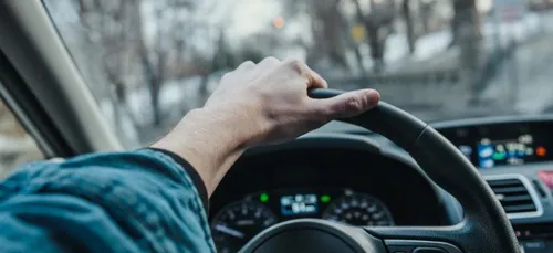 Gironde : il manque de renverser une jeune fille, un chauffard...