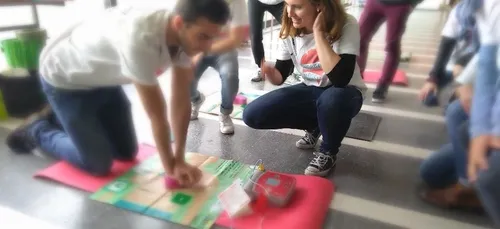 Bordeaux : 15 minutes pour apprendre le massage cardiaque