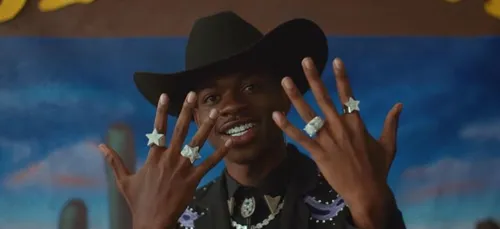 Lil Nas X : défendu par Post Malone après de vives critiques (Vidéo)