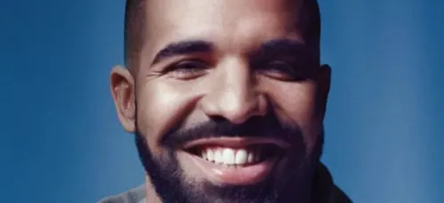 Drake n’assume pas et supprime plusieurs photos de lui entouré de...