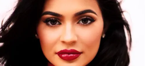 Kylie Jenner gagnerait 1,2 millions de dollars par publication sur...