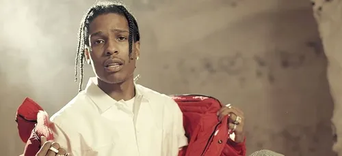 A$AP Rocky : « choqué et effrayé », le rappeur témoigne devant le...