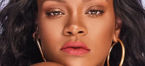 Rihanna embauche une immense star pour promouvoir sa marque (Photo)