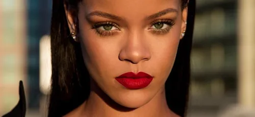 Drake, Ariana Grande, Rihanna : beaucoup de leurs followers sont...