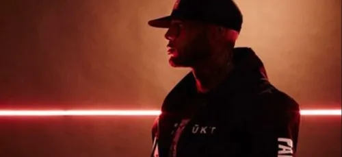 Après le rap, Booba se lance dans le football !