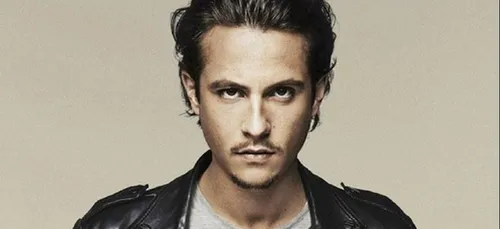 Nekfeu : découvre l’astuce pour trouver le film "Les Étoiles...