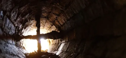 Gironde : il tombe dans un puits et reste coincé pendant deux jours