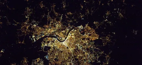 Une carte de vœux bordelaise vue du ciel