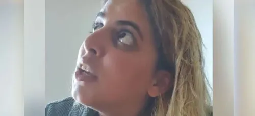 Quand Cristina Cordula se moque des cheveux de l'humoriste Inès Reg...