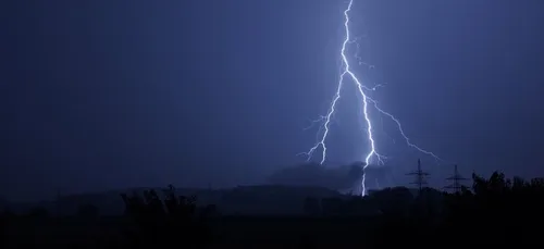 Vigilance jaune aux orages en Gironde et Dordogne