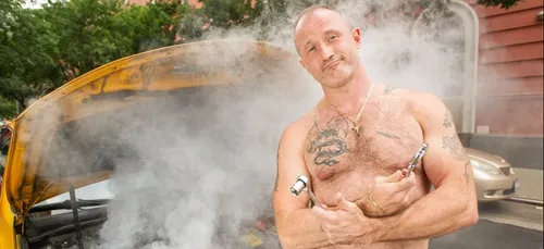 Les chauffeurs de taxi new-yorkais dévoilent un calendrier drôle et...