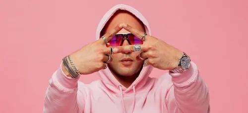 Alkpote annonce la sortie d’un featuring avec Lomepal (vidéo)