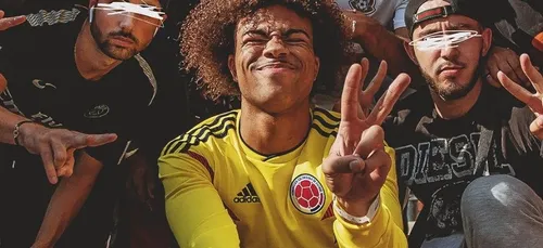 Quand Gambi recadre une internaute qui le drague sur Twitter