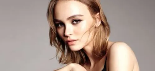 Lily Rose Depp topless sur Instagram (Photo)
