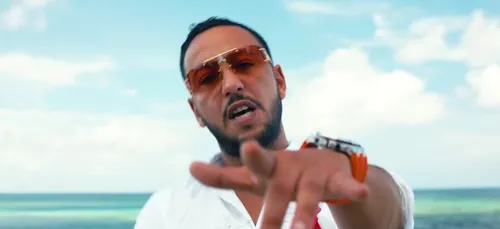 « T’as pas de co*illes » : Lacrim répond violemment à Fianso après...