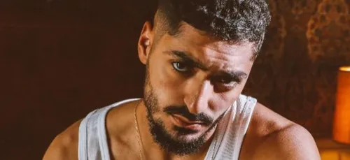 Sneazzy dévoile « Feu régulier », un freestyle inédit (Vidéo)