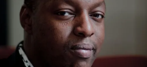 Oxmo Puccino fait officier des arts et des lettres