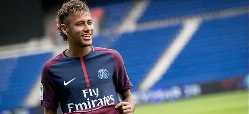 PSG : Neymar applaudit à son tour les soignants (vidéo)