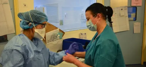 Les femmes davantage en première ligne face au coronavirus