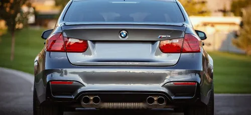 Coronavirus : Vous pouvez scotcher votre attestation sur la vitre...