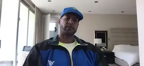 « Corona Time » : quand Booba sensibilise ses fans avec sa propre...