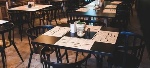 Seuls les bars et restaurants pourraient rester fermés le 11 mai,...